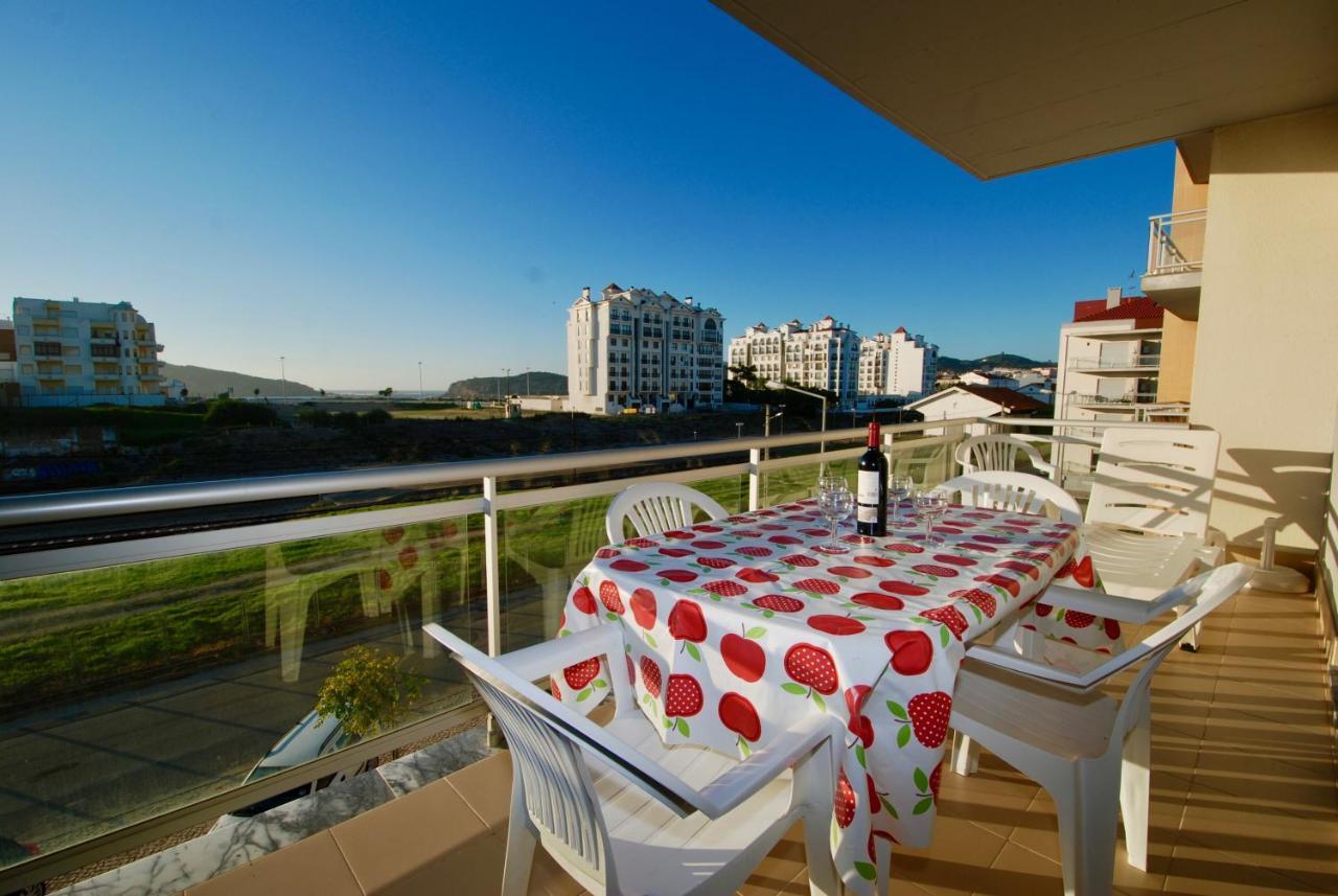 Solar - Sea View Apartment With Pool São Martinho do Porto Exterior foto